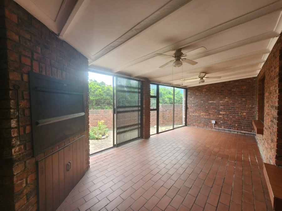 2 Bedroom Property for Sale in George Central Western Cape